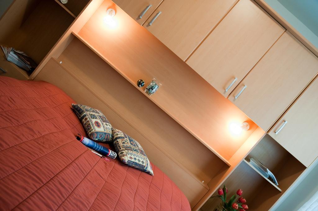 Pension Villa Maria Karlsbad Exteriör bild